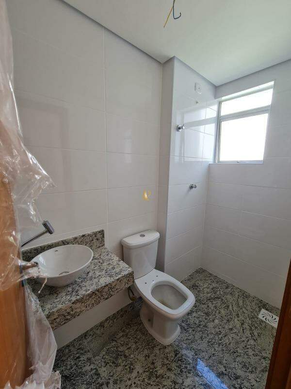 Cobertura à venda com 2 quartos, 100m² - Foto 12