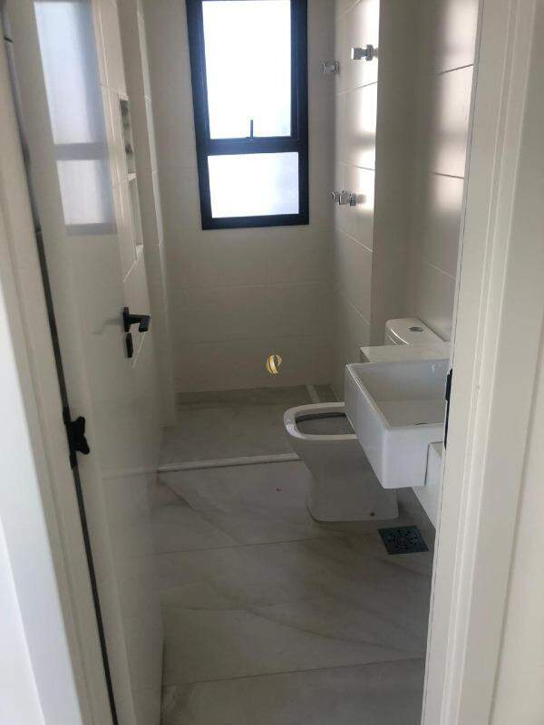 Apartamento à venda com 2 quartos, 63m² - Foto 13