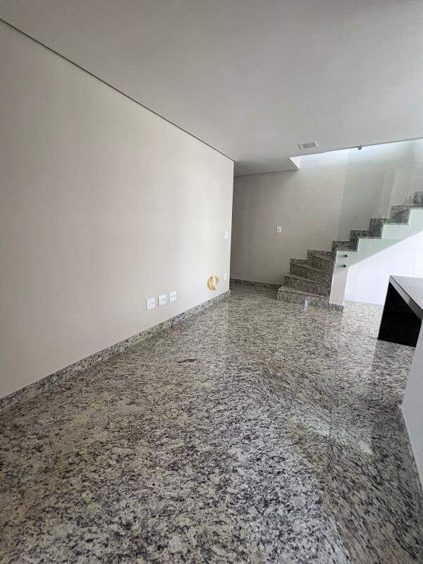 Cobertura à venda com 2 quartos, 113m² - Foto 3