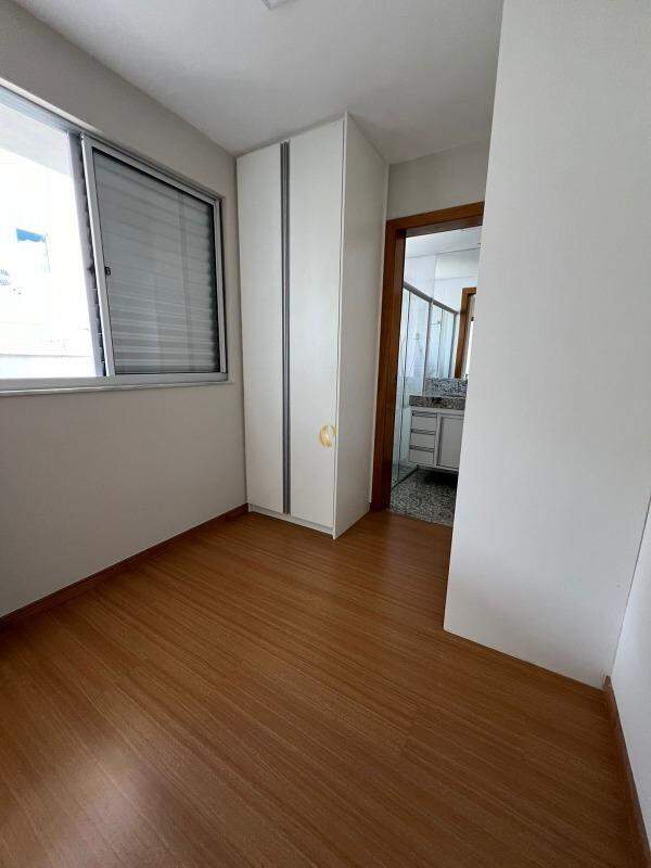 Cobertura à venda com 2 quartos, 113m² - Foto 13