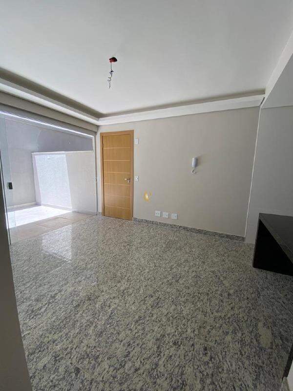 Apartamento à venda com 2 quartos, 66m² - Foto 13