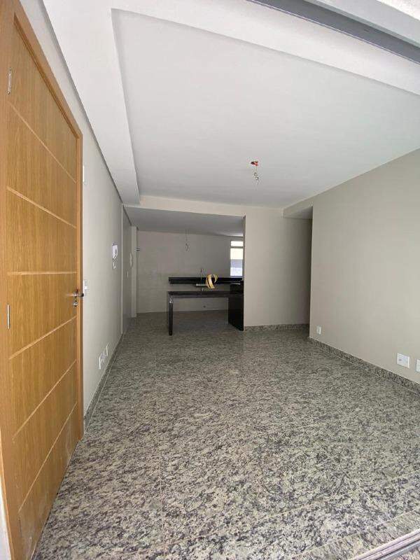 Apartamento à venda com 2 quartos, 66m² - Foto 17