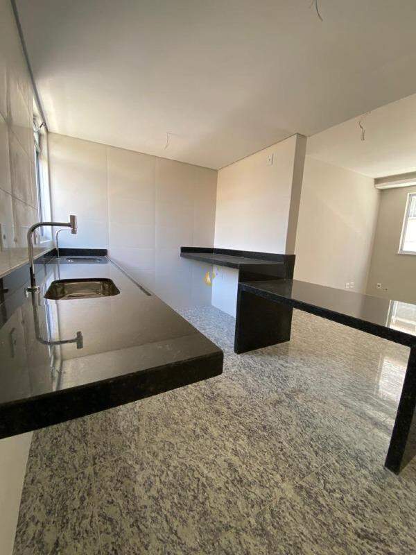 Apartamento à venda com 2 quartos, 55m² - Foto 13