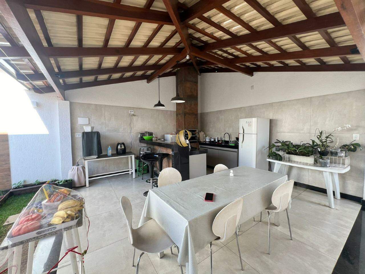 Casa à venda com 5 quartos, 323m² - Foto 24