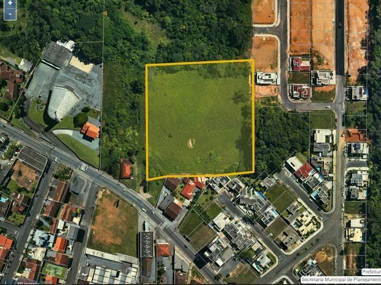 Terreno à venda, 14567m² - Foto 1