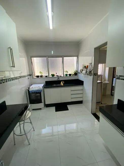 Apartamento, 3 quartos, 140 m² - Foto 3