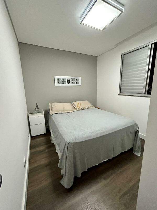 Apartamento à venda com 4 quartos, 145m² - Foto 21