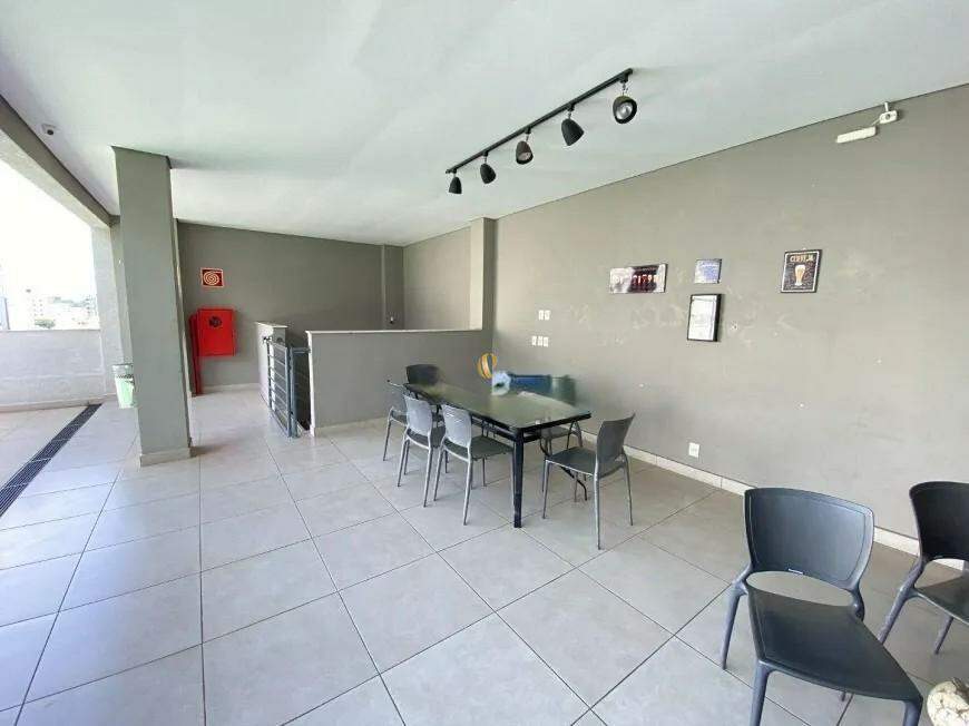 Apartamento à venda com 2 quartos, 70m² - Foto 18