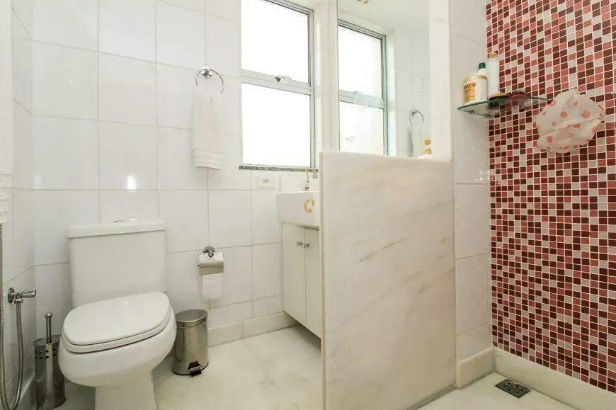 Apartamento à venda com 4 quartos, 151m² - Foto 9