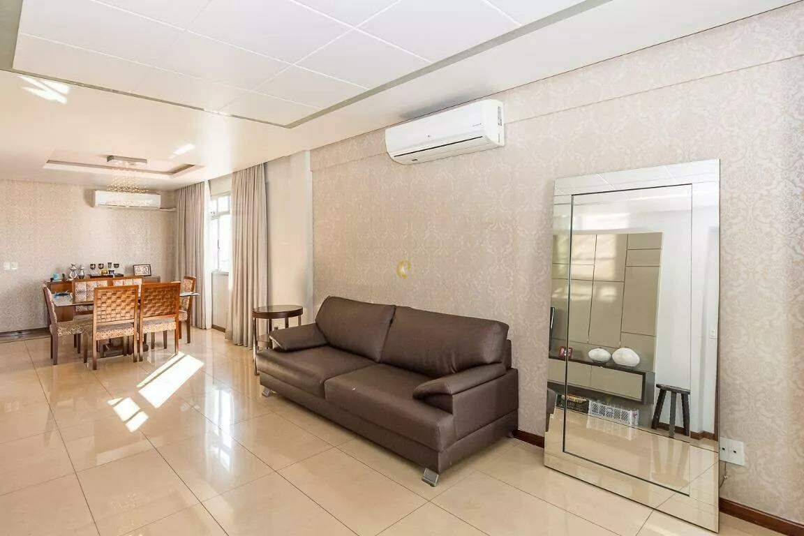 Apartamento à venda com 4 quartos, 140m² - Foto 5