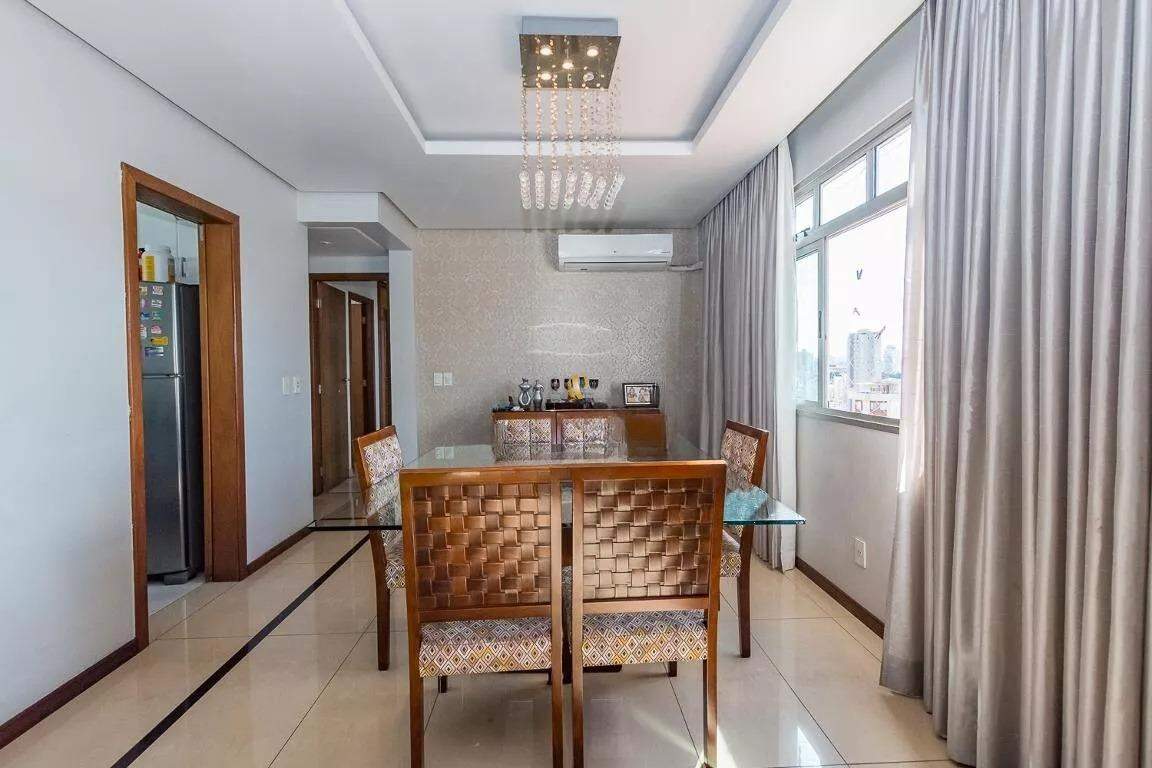 Apartamento à venda com 4 quartos, 140m² - Foto 7