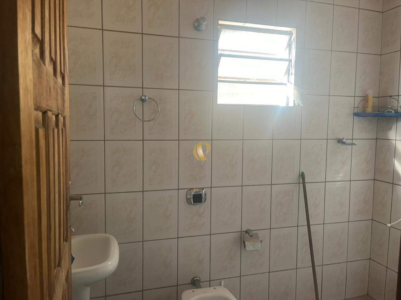 Casa à venda com 3 quartos, 80m² - Foto 8