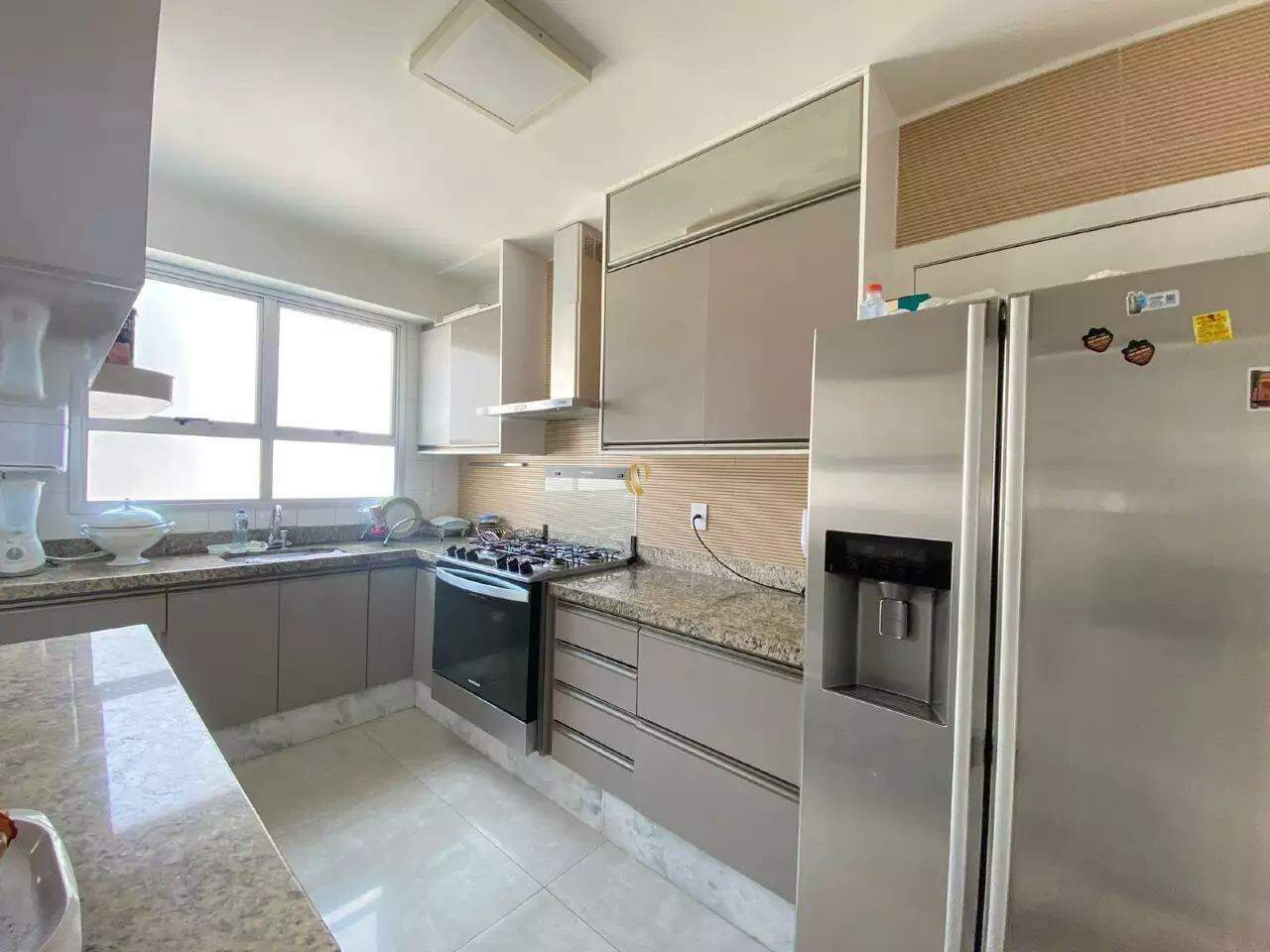 Apartamento à venda com 4 quartos, 120m² - Foto 25