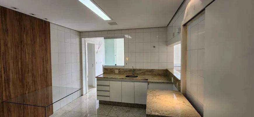 Apartamento à venda com 4 quartos, 146m² - Foto 9