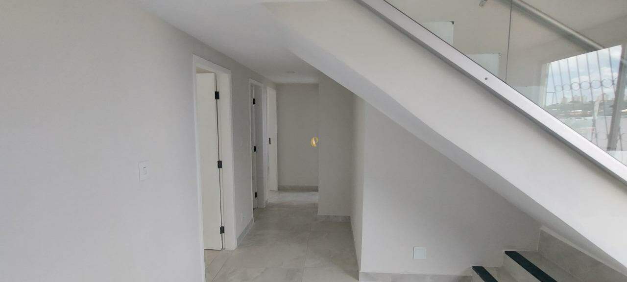 Cobertura à venda com 3 quartos, 160m² - Foto 17