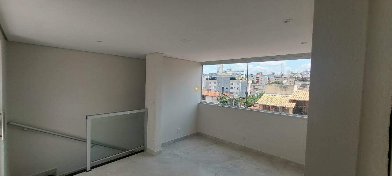 Cobertura à venda com 3 quartos, 160m² - Foto 8