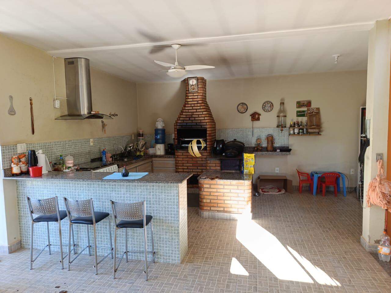 Casa à venda com 3 quartos, 300m² - Foto 15