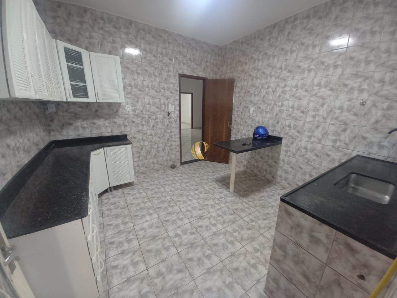 Casa à venda com 4 quartos, 240m² - Foto 9