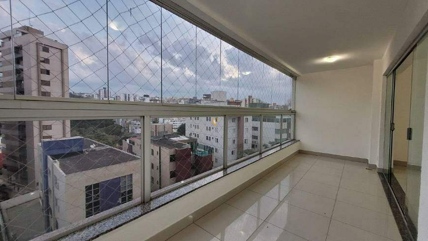 Apartamento à venda com 4 quartos, 117m² - Foto 1