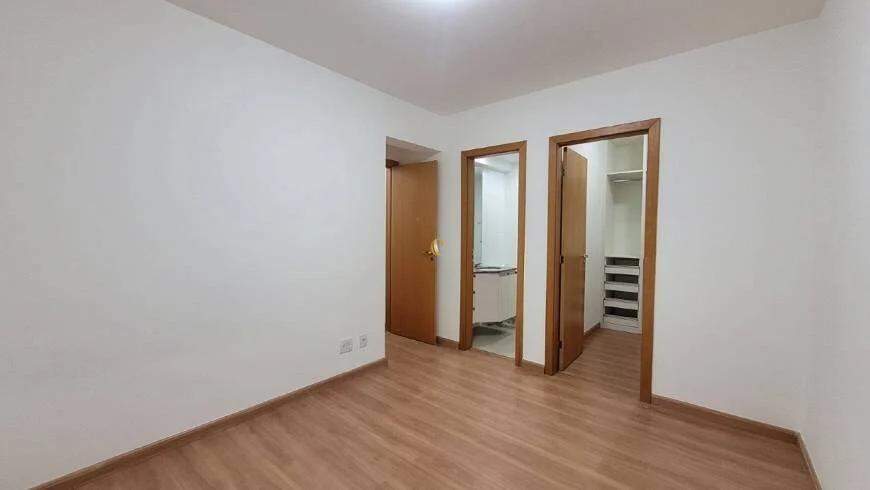 Apartamento à venda com 4 quartos, 117m² - Foto 3