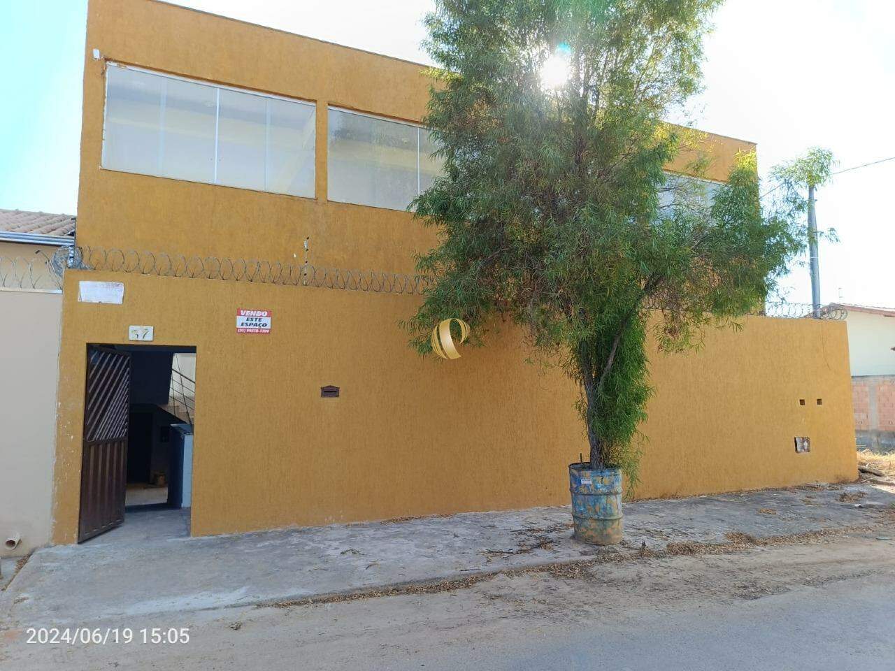 Loja-Salão para alugar, 208m² - Foto 1