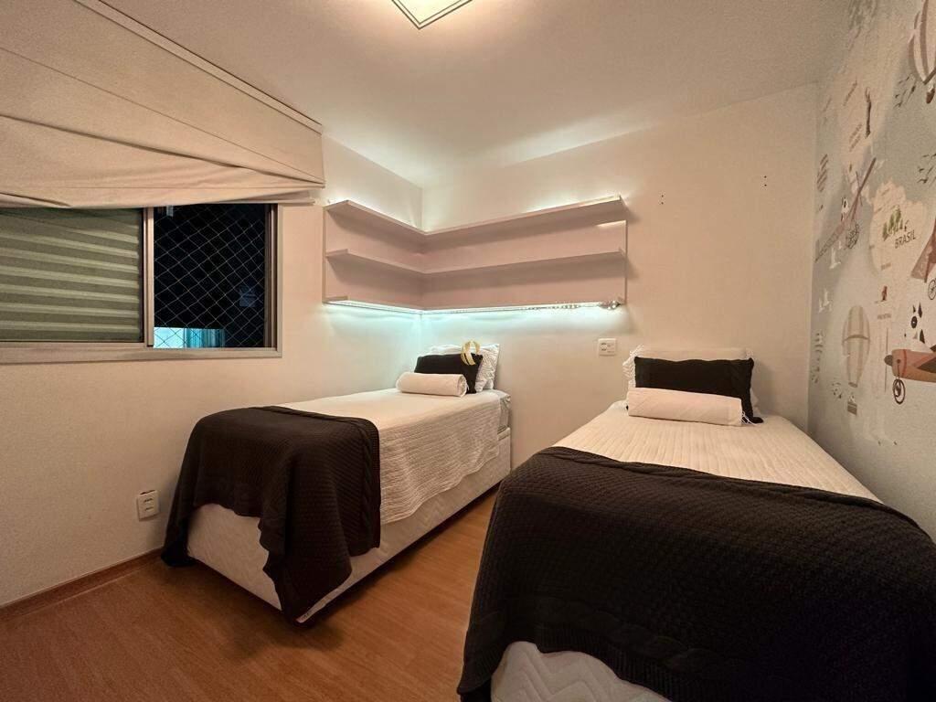 Apartamento à venda com 4 quartos, 132m² - Foto 17