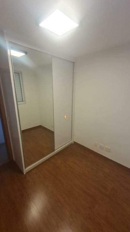 Apartamento à venda com 3 quartos, 83m² - Foto 15