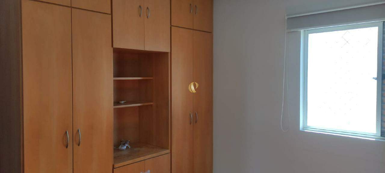 Apartamento para alugar com 4 quartos, 195m² - Foto 14