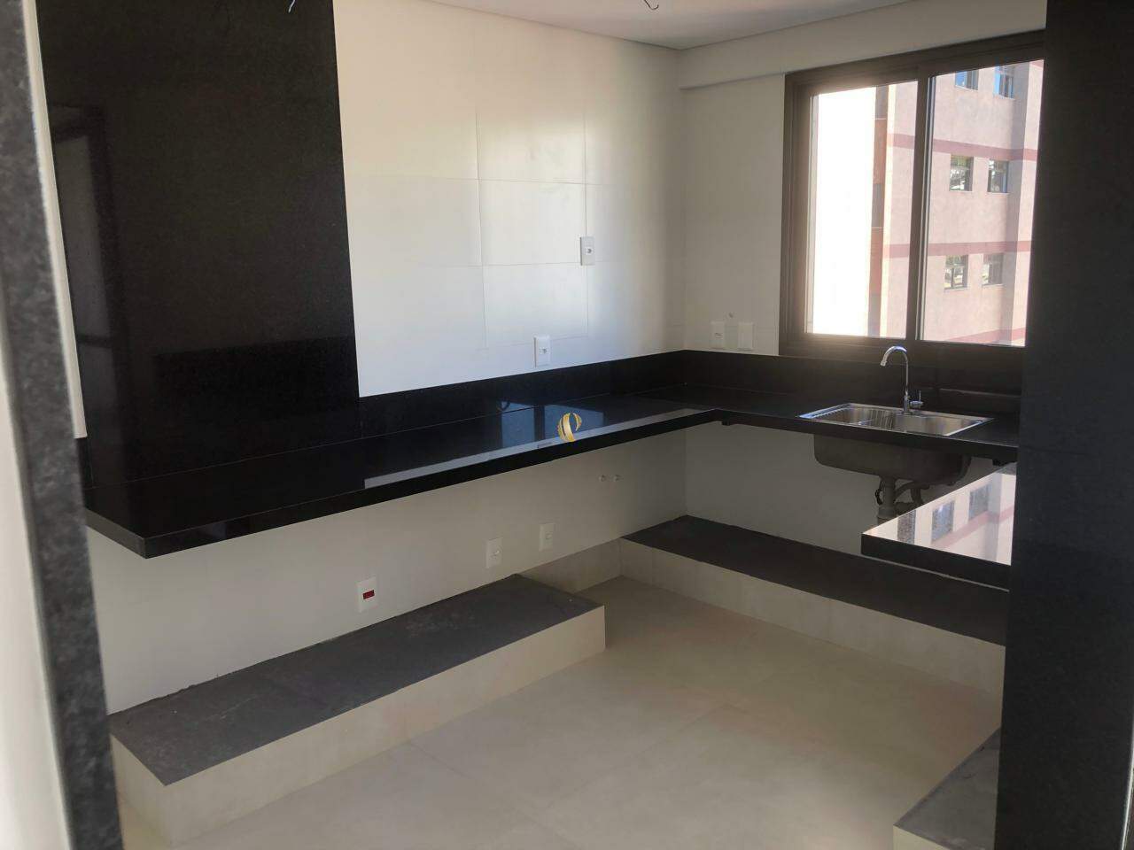 Cobertura à venda com 4 quartos, 294m² - Foto 5