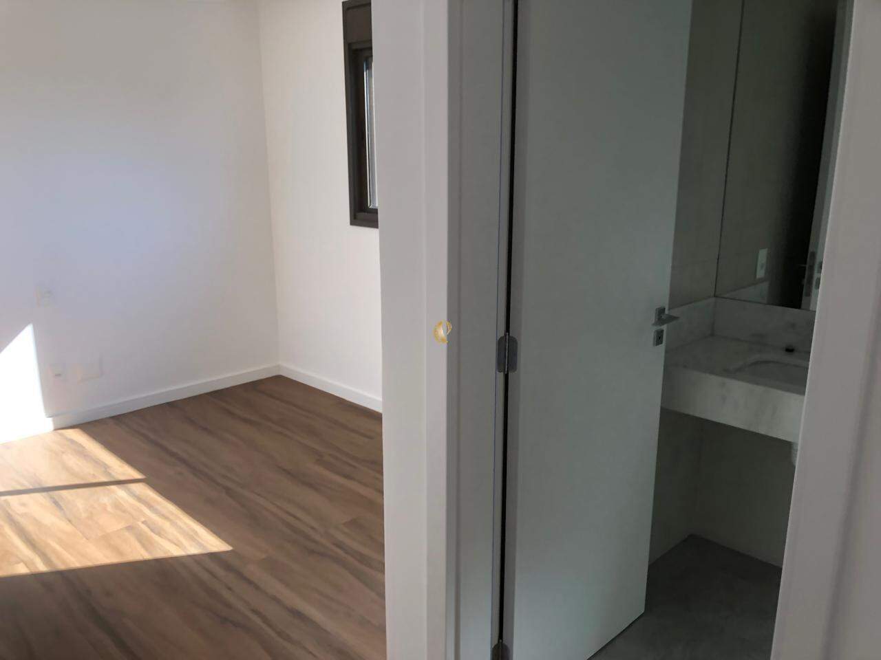 Apartamento à venda com 4 quartos, 145m² - Foto 6