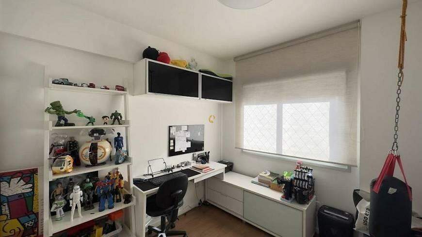 Apartamento à venda com 4 quartos, 165m² - Foto 15