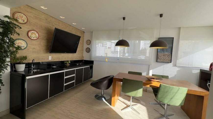 Apartamento à venda com 4 quartos, 165m² - Foto 3