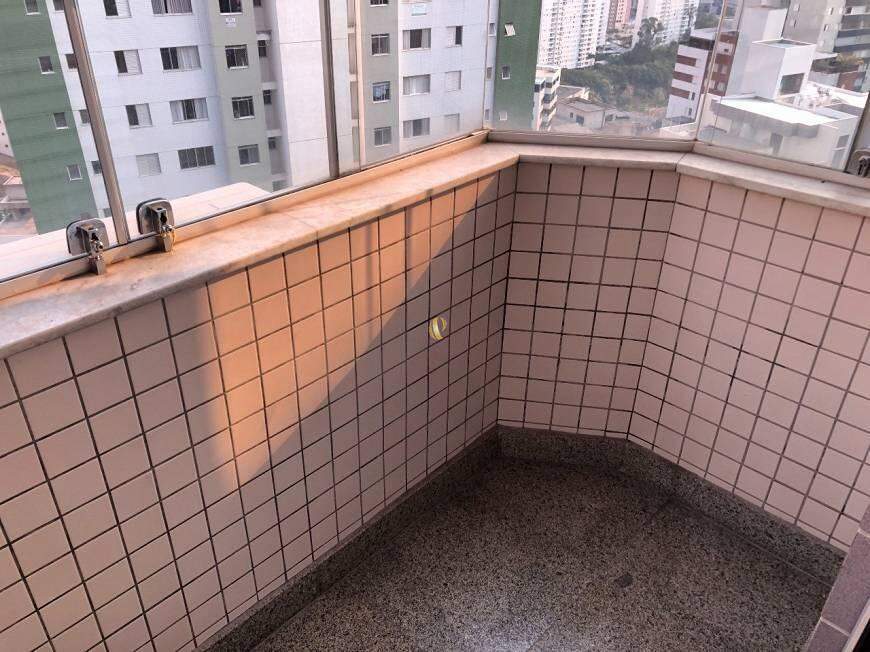 Apartamento à venda com 4 quartos, 150m² - Foto 13