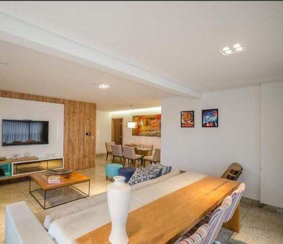 Apartamento à venda com 4 quartos, 150m² - Foto 7