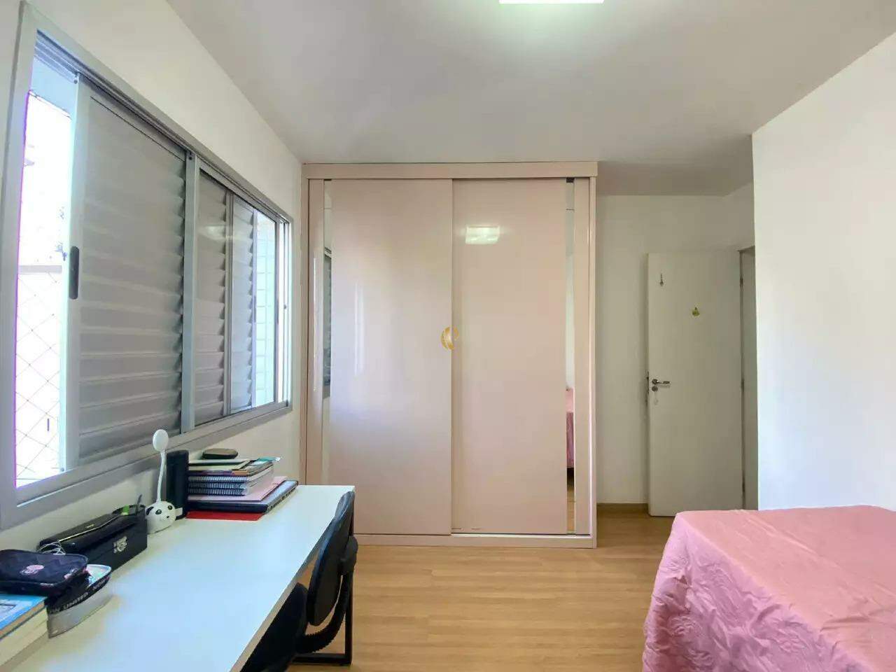 Apartamento à venda com 4 quartos, 118m² - Foto 15