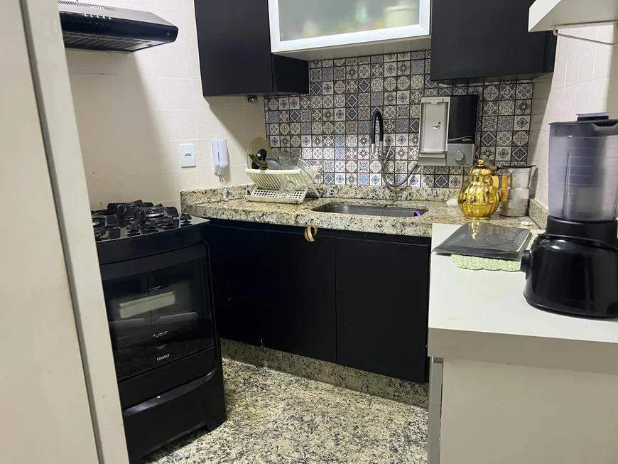 Apartamento à venda com 3 quartos, 110m² - Foto 3