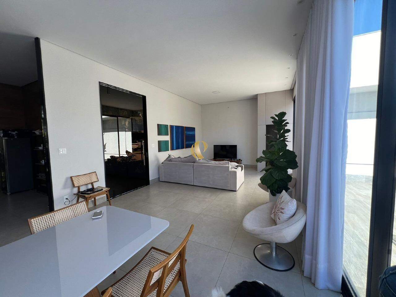 Casa à venda com 3 quartos, 280m² - Foto 6