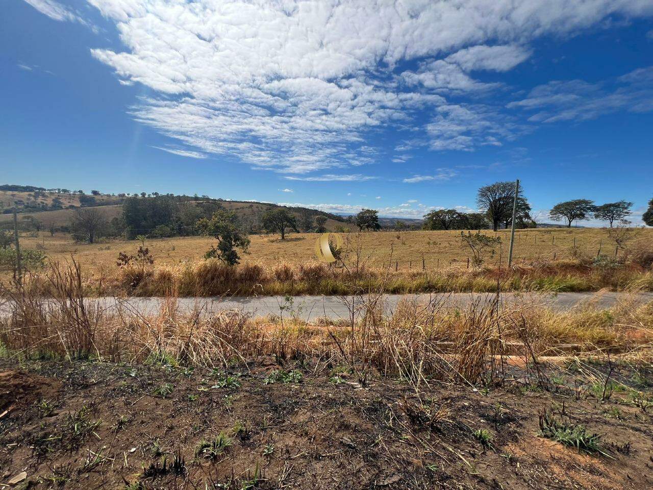 Chácara à venda com 1 quarto, 20000m² - Foto 1