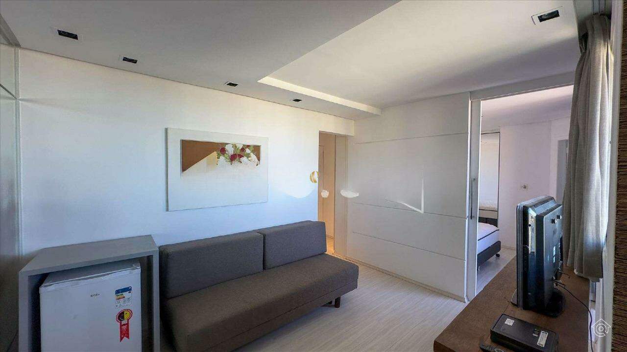 Apartamento para alugar com 1 quarto, 40m² - Foto 15