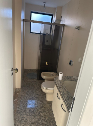 Apartamento à venda com 4 quartos, 181m² - Foto 18