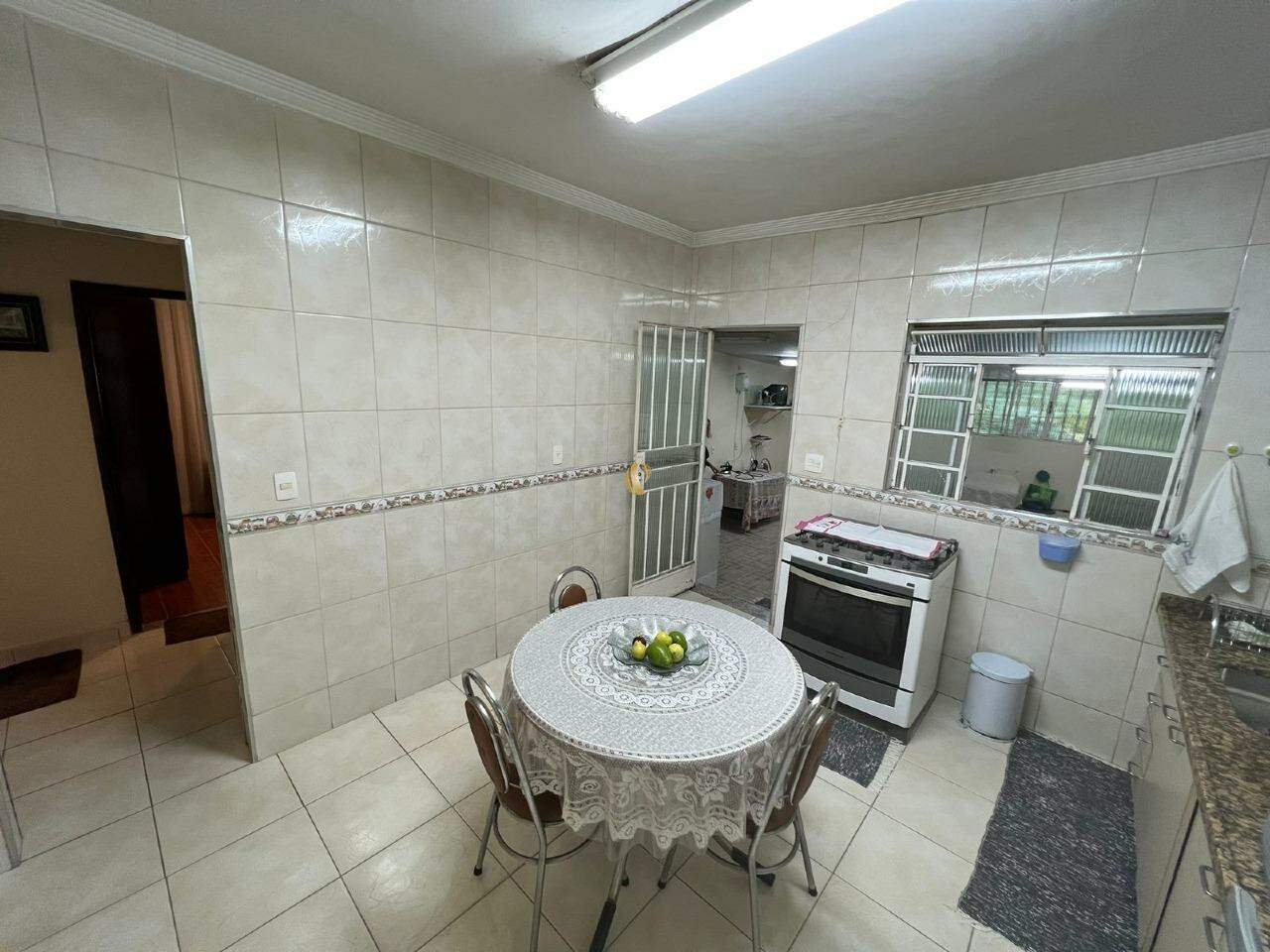 Casa à venda com 4 quartos, 166m² - Foto 6