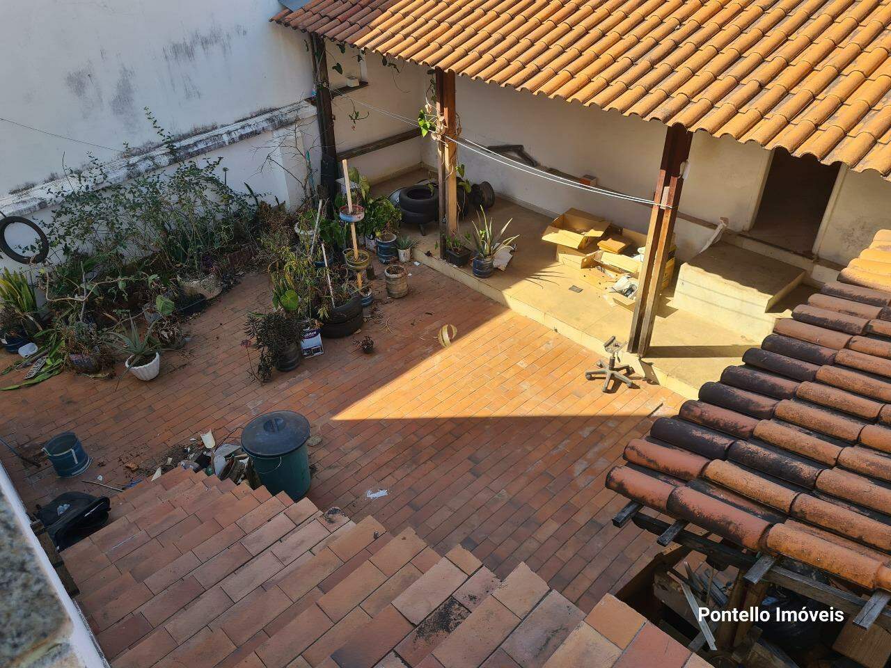 Casa à venda com 6 quartos, 185m² - Foto 24