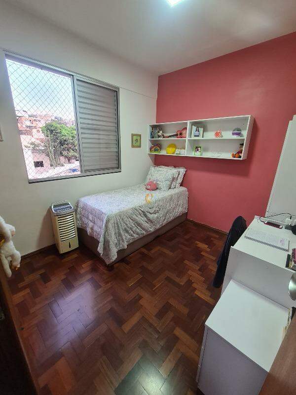 Apartamento à venda com 3 quartos, 85m² - Foto 10