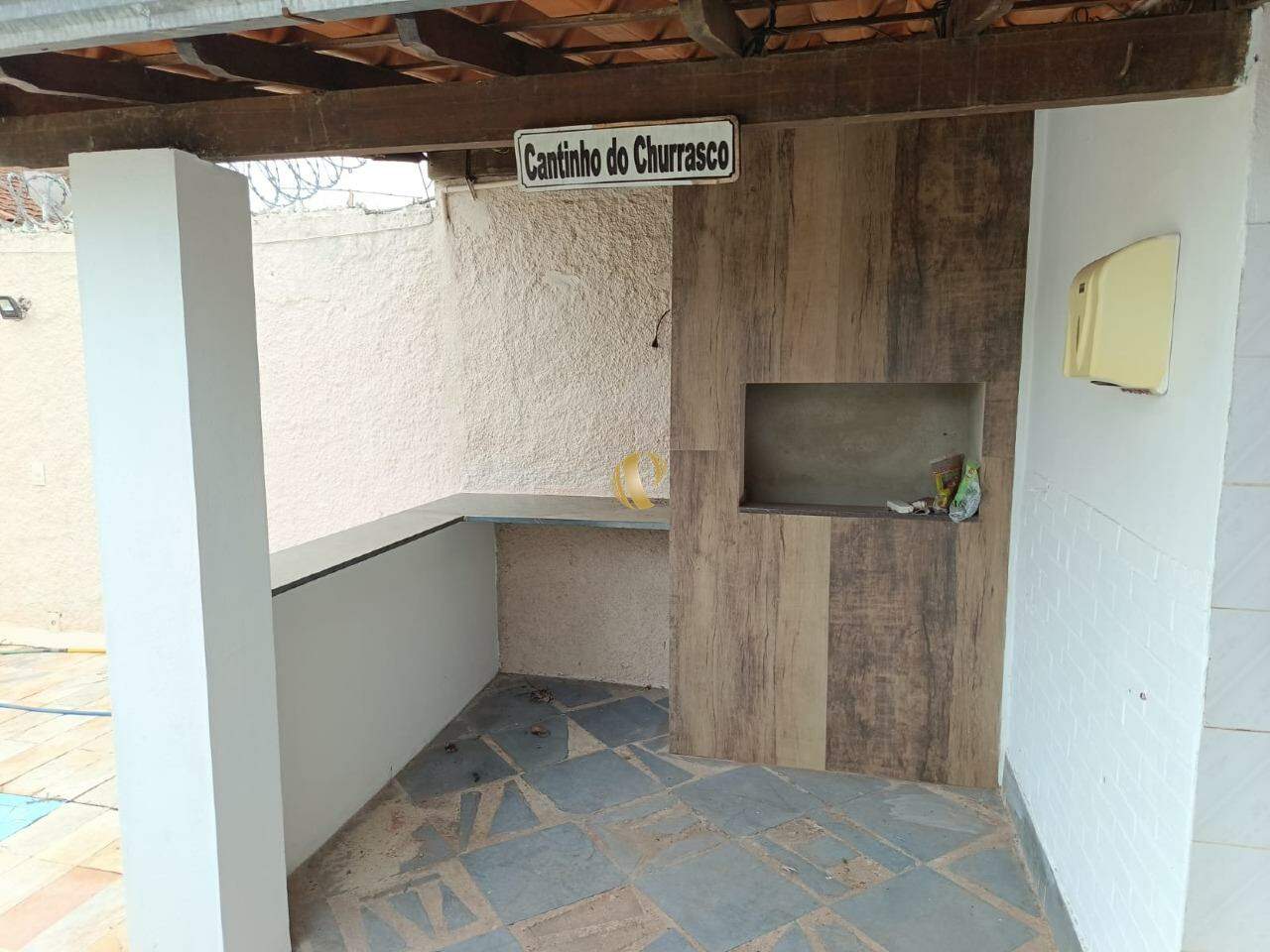 Casa para alugar com 6 quartos, 250m² - Foto 22