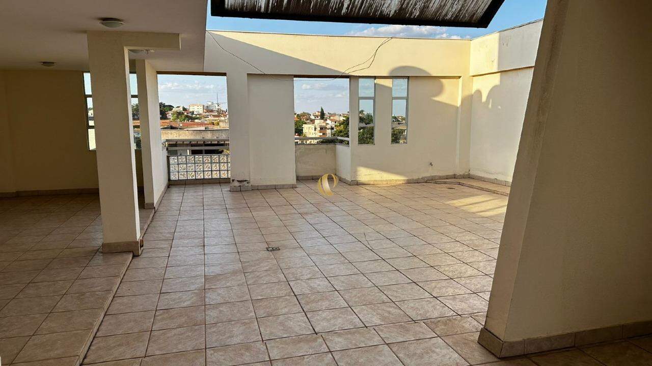 Apartamento à venda com 2 quartos, 98m² - Foto 18