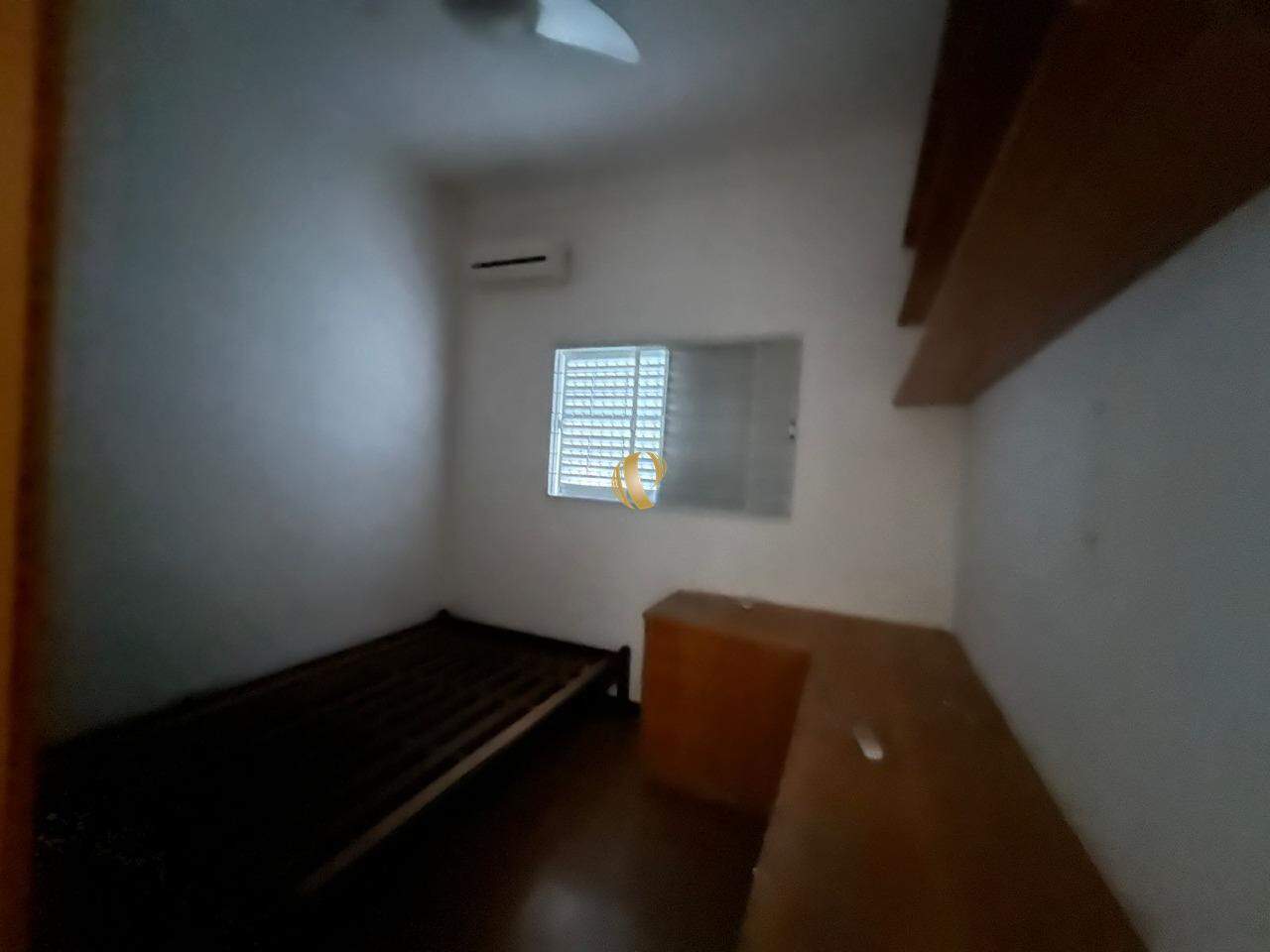 Casa para alugar com 8 quartos, 155m² - Foto 13