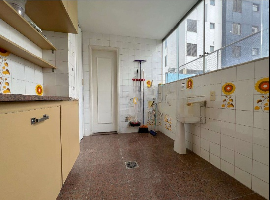 Apartamento à venda com 4 quartos, 140m² - Foto 11