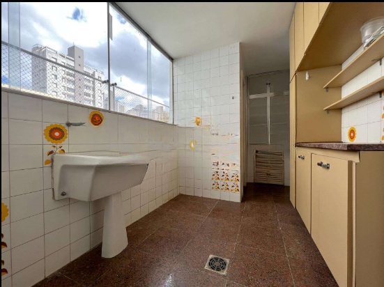 Apartamento à venda com 4 quartos, 140m² - Foto 7