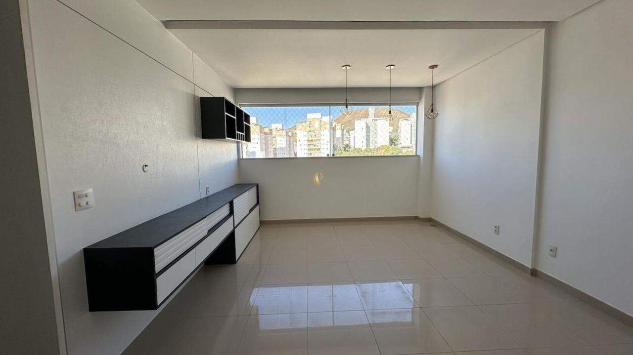 Apartamento à venda com 3 quartos, 85m² - Foto 3