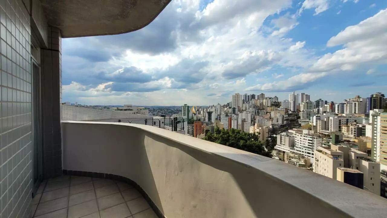 Apartamento à venda com 3 quartos, 105m² - Foto 6